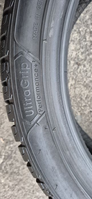 2 anvelope iarna ca noi Goodyear  215/45/18,dot 2020.Pret/bucata.