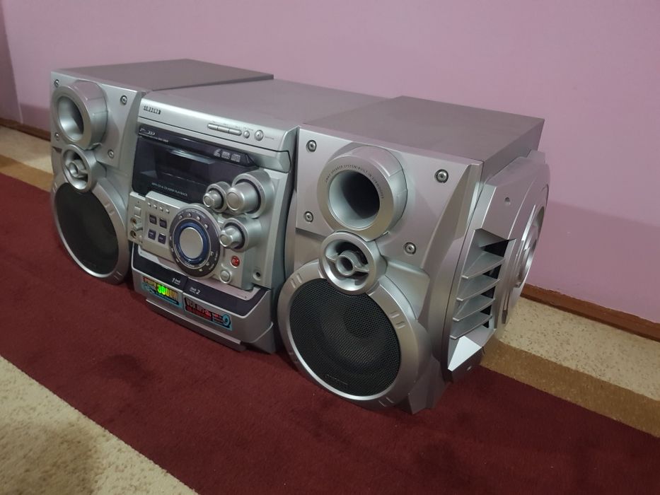 Samsung Muzikalne sentr sotiladi