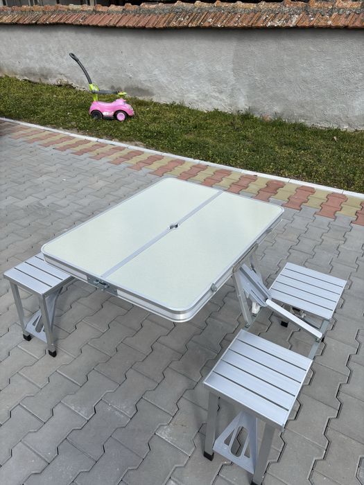 Чисто нова немска масичка