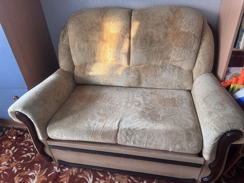 Диванчик односпальный