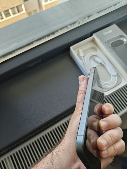 Google Pixel 10 Obsidian 51 cicluri incarcare