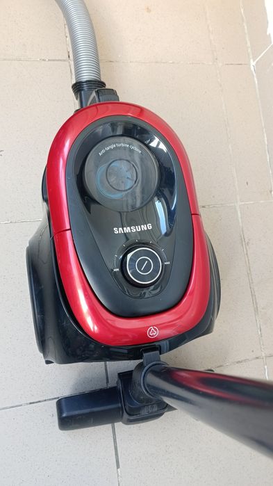 Пылесос Samsung 1800w