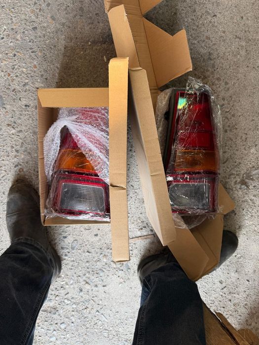 Задни фанари мазда универсал 91 год