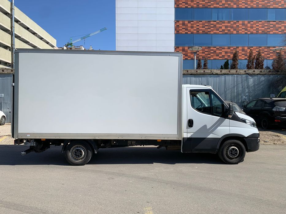 Iveco Daily, 113.000 km, lift, cutie automata, TVA deductibil