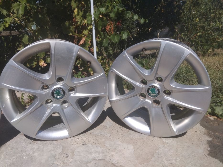 Vând Jante de aliaj originale Skoda Octavia 2! 16"