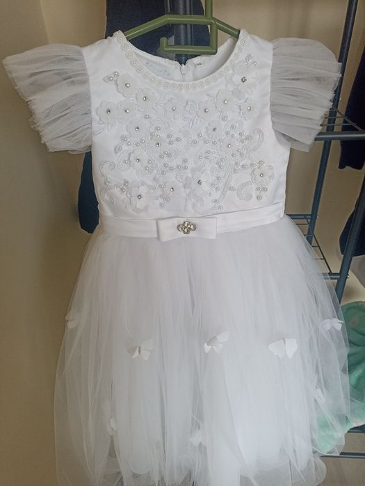 Красивое нарядное платье для девочек