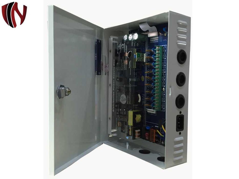 12V/5A 8 канален Захранващ блок метална кутия с ключ