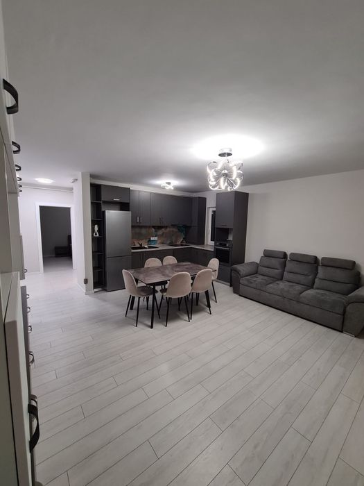Apartament de închiriat