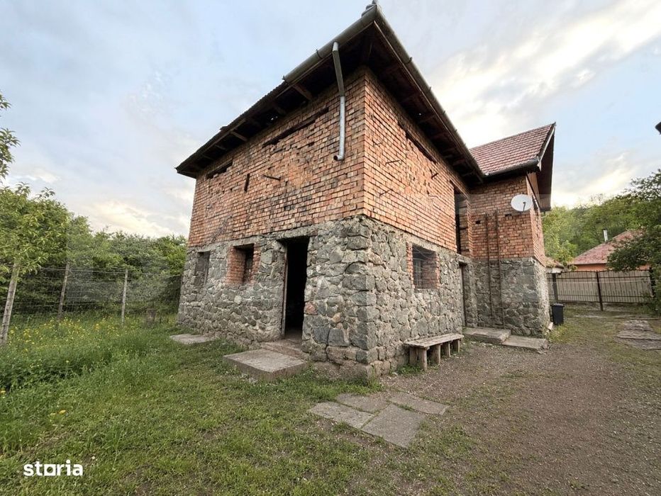 Casa individuala, 102 mp, zona Metes