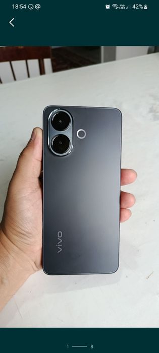Vivo v60 lite. 128/8+8