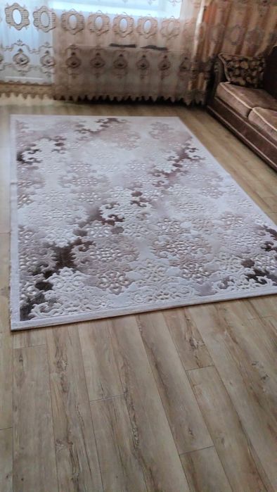 Продам красивый ковер