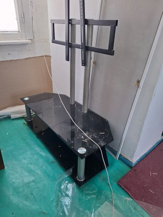 Подставка для телевизора