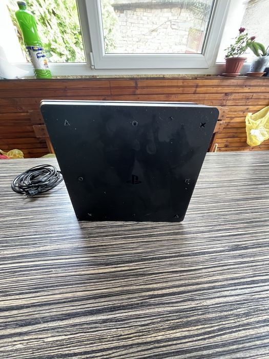 Playstation 4 slim 1tb
