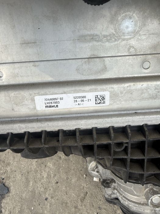 Всмукателен колектор bmw m3 g80 m4 g82 s58b30 колектор бмв м3 г80 м4