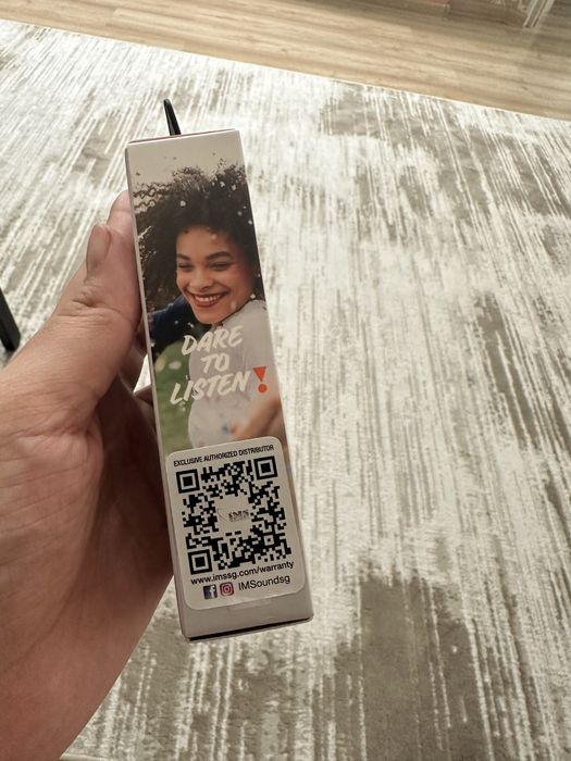 Новые наушники JBL