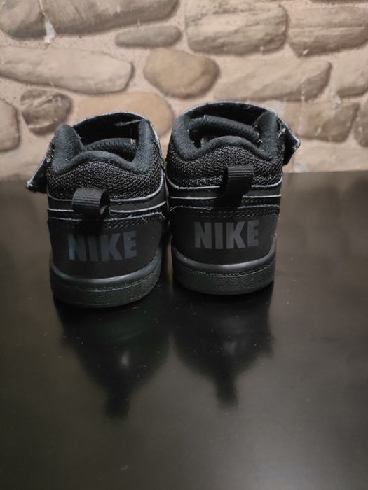 Черен Nike 22 номер