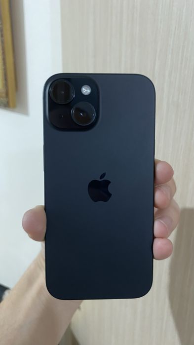 Продам Iphone 15 на 128