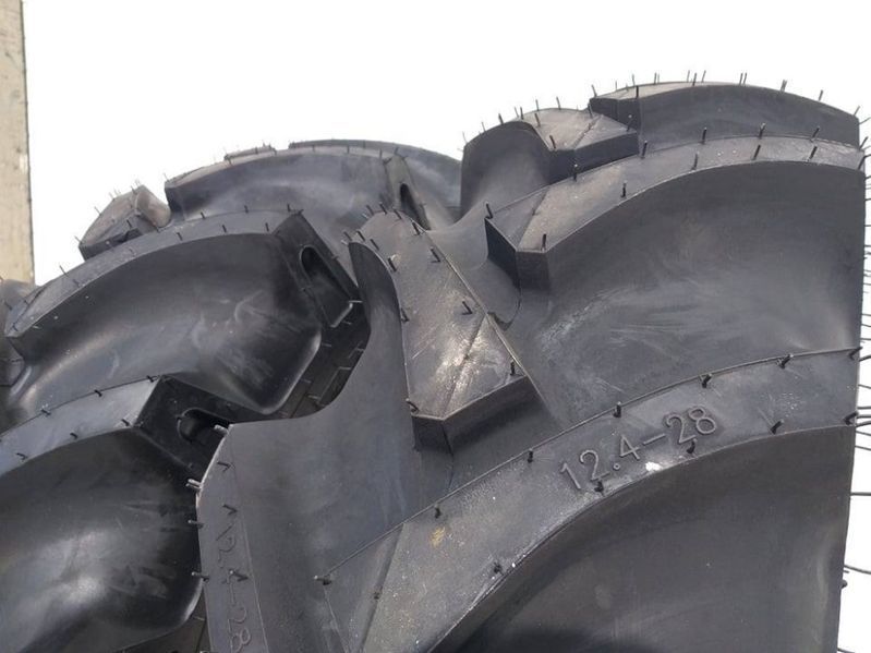 12.4-28  cauciucuri tractor sau industriale noi orice dimensiune CTSW