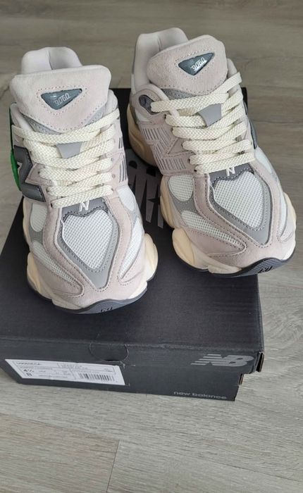 Adidasi new balance 9060