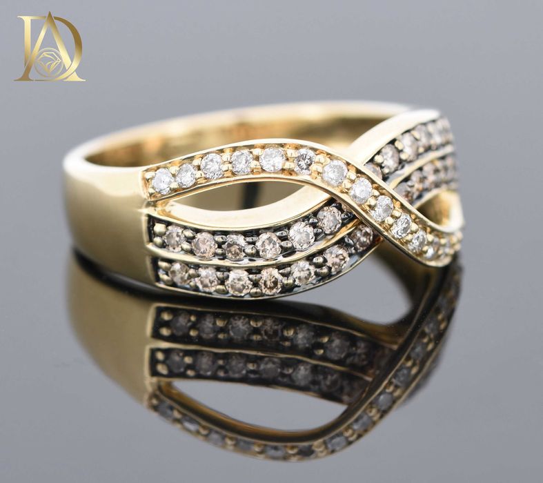 Нов Златен Пръстен с 0.62кт Естествени Брилянти