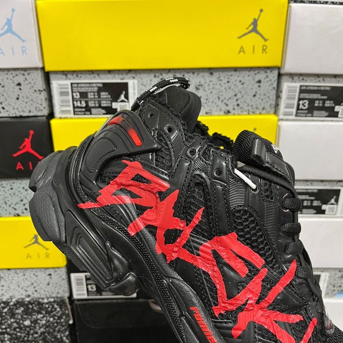 Balenciaga Runner Graffiti Black/Red | 35-46