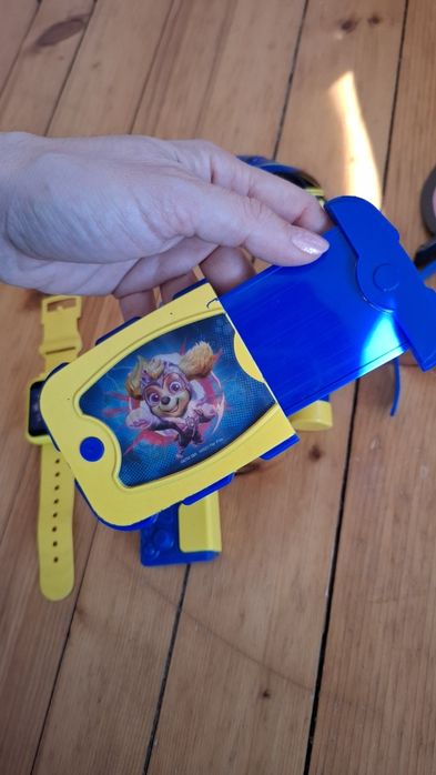 Полицейски аксесоари на Чейс от Пес патрул/ Paw patrol + подарък