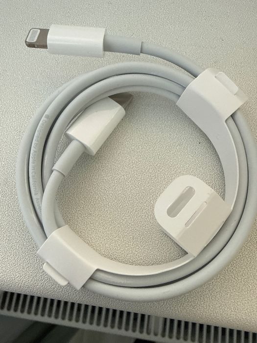 Cablu de încărcare Original Apple, Lightning – USB C, 1m, alb,