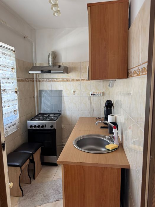 Inchiriez garsonieră