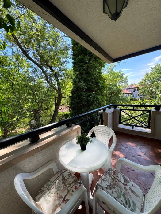 Дава се под наем Двустаен апартамент в с. Лозенец, Област Бургас - 80 кв.м за 91.8 € - Снимка #2