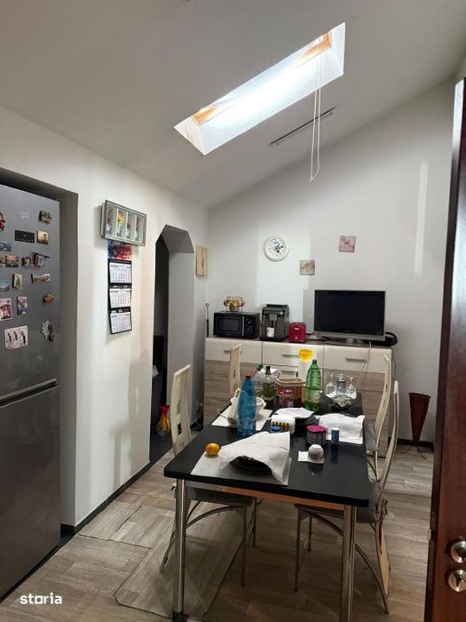 Spatiu comercial, 840 mp utili, zona Brestei