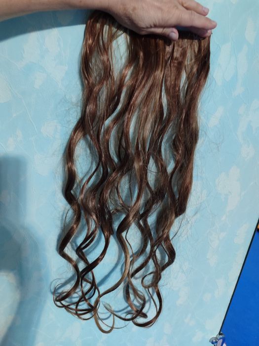 Искусственные локоны