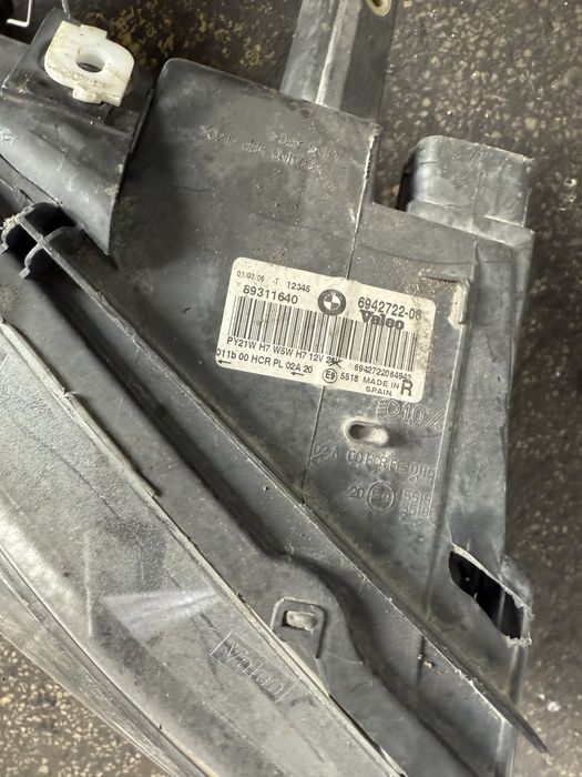 Десен фар за BMW E90/E91