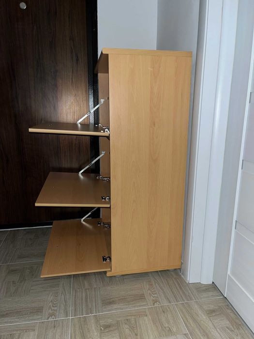 Pantofar 60 x 108 x 39 cm