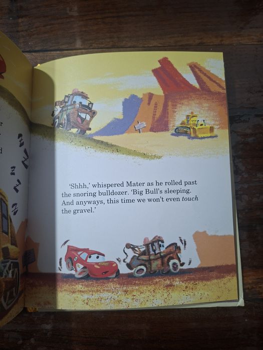 Carte pentru copii-,,Cars"Disney,ediție în engleză