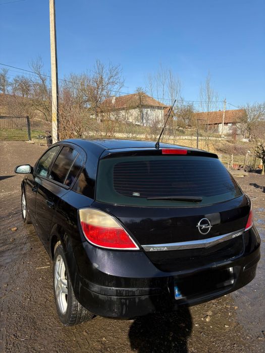 Opel   Astra   H