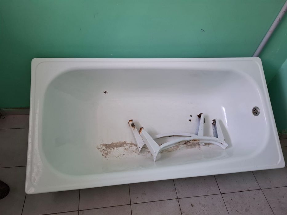 Продам ванну недорого