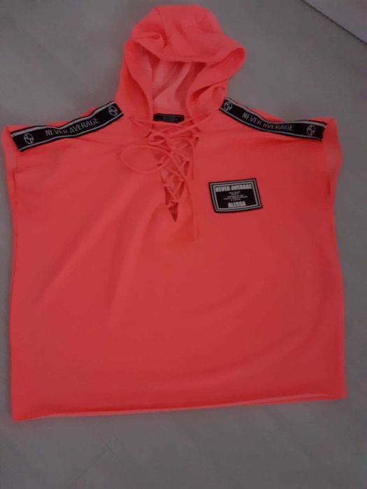 топове Alessa, Avin ,Nikole