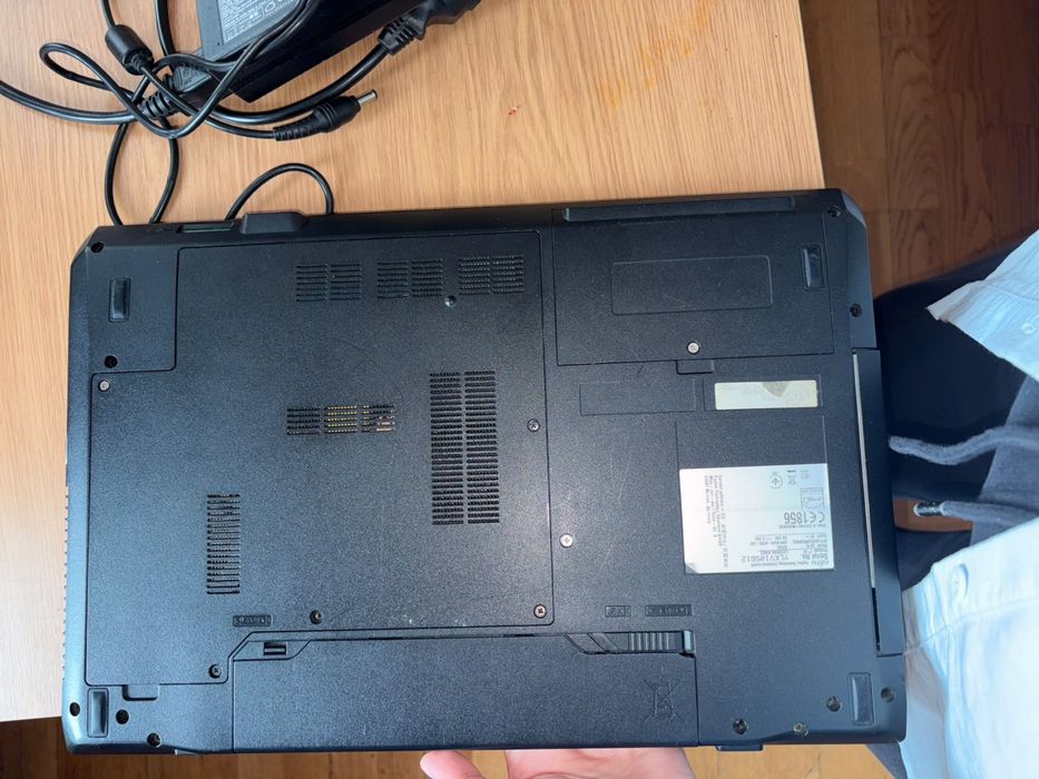 Fujitsu ноутбук. ПРОДАМ СРОЧНО!!