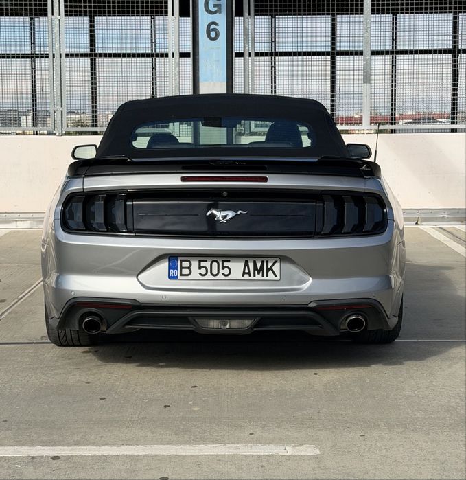 FORD Mustang 2022 — imagine 4