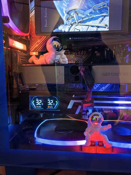 Z-X6 ARGB Стойка за видеокарта с LCD дисплей за температура (CPU/GPU)