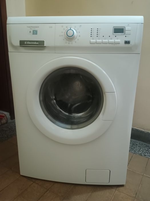 Пералня Electrolux EWS 106410 W