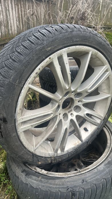 Cauciucuri all sezon 235/40/18