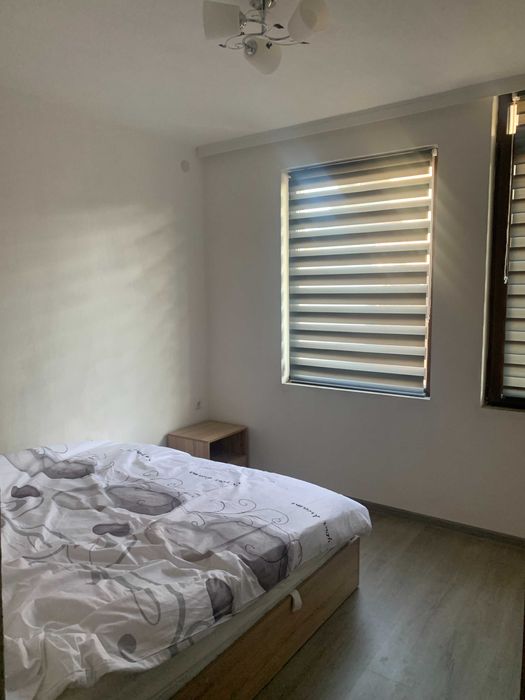 Продава се Тристаен апартамент в Карлово - 70 кв.м за 1166 €/кв.м - Снимка #3