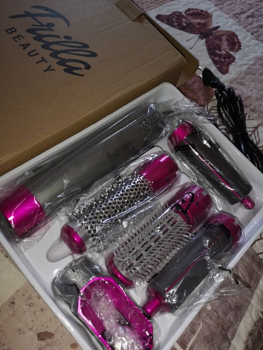 Сешоар с много четки