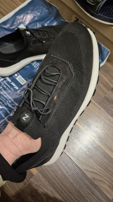 Продается мужская обувь ЗАРЯ