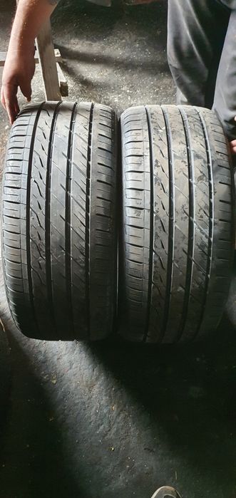 Гуми 2бр 245/45/17 - 1бр  - 79лв