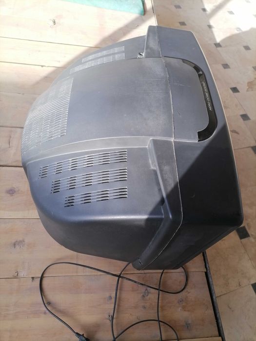 Goldstar televizor sotiladi Orginal 400ming so'm