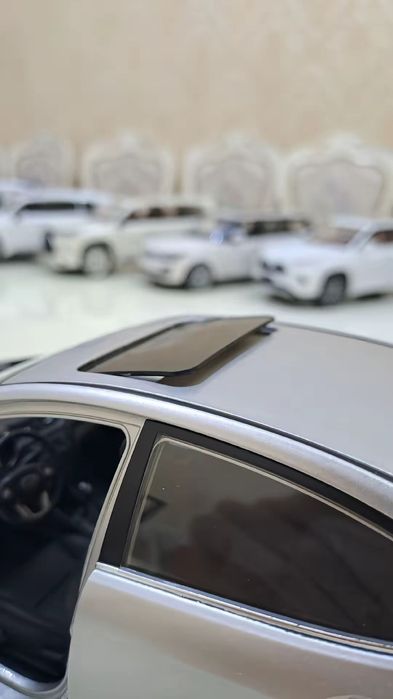 Kia Rio Коллекционная модель 1:18