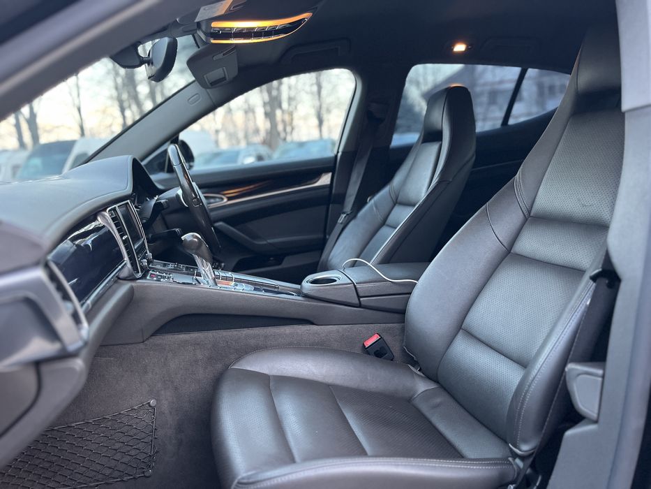 Porsche Panamera - Face•Lift - 2014 - 3.0 Diesel V6 - 300 CP -