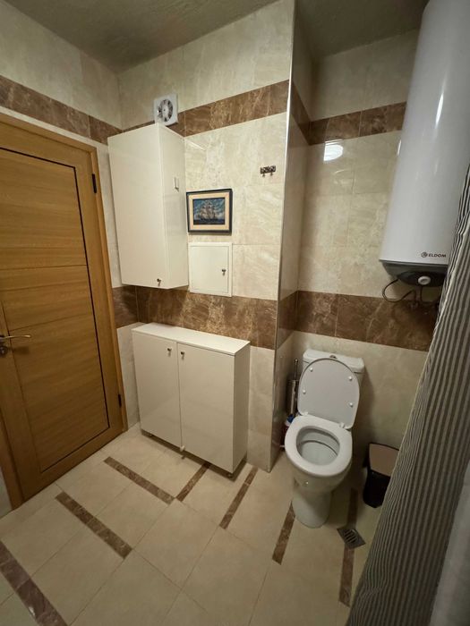 Дава се под наем Тристаен апартамент в София, Лозенец - 110 кв.м за 990 € - Снимка #9